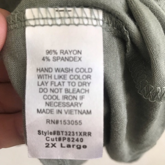 3/$24 Raggs II Riches Blouse - Picture 7 of 7